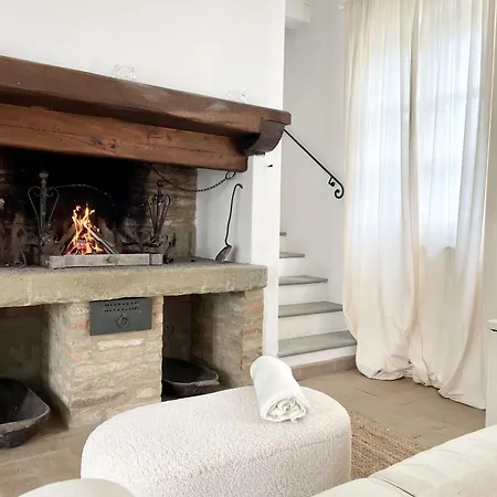 Villa Ideale Per Riunioni Familiari Nella Pace Della Campagna Cortonese Valiano