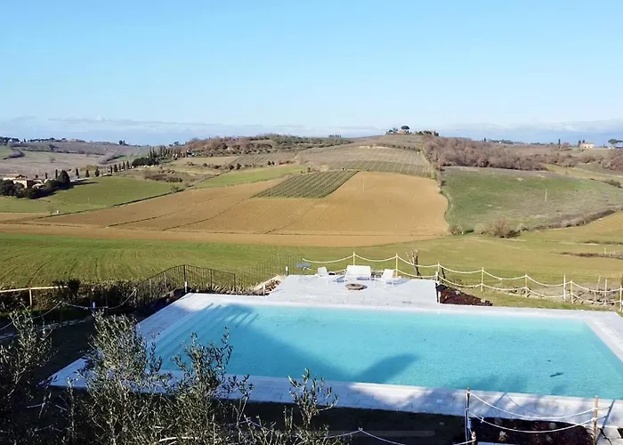 Villa Ideale Per Riunioni Familiari Nella Pace Della Campagna Cortonese Valiano