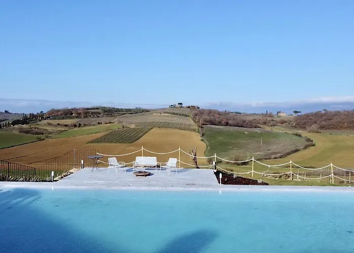 Ideale Per Riunioni Familiari Nella Pace Della Campagna Cortonese Villa